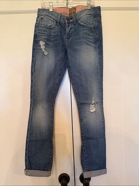 Vintage Rich & Skinny Distressed Medium Wash Straight Jeans